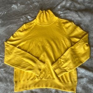 Mustard turtleneck